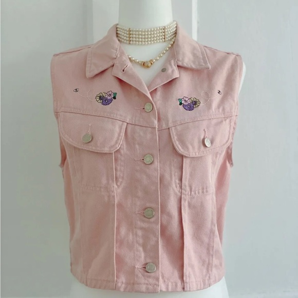 Vintage Disney Winnie the pooh pink jean jacket 80s Cropped Vest Jacket - Picture 2 of 4